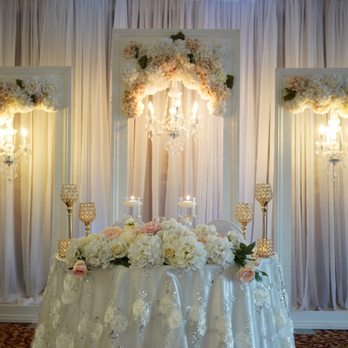 CL Decor - Sweetheart table - Wedding Planning Near Me CL Decor - Sweetheart table - Wedding Planning Near Me