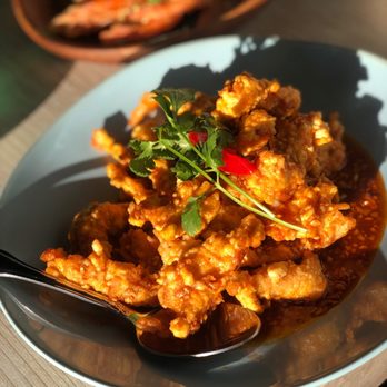 White Elephant - Garlic Pepper Chicken - Thai Near Me - San Diego, California White Elephant - Garlic Pepper Chicken - Thai Near Me - San Diego, California