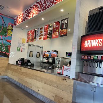 Dave's Hot Chicken - Chicken Shop Near Me - Monrovia, California