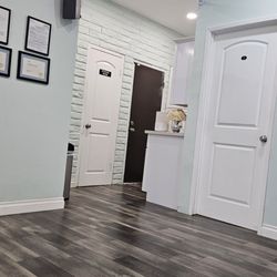 AH-SHIH Wellness - A tranquil waiting area.