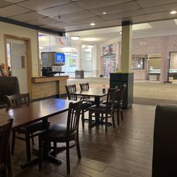Jade Express - Dining area
