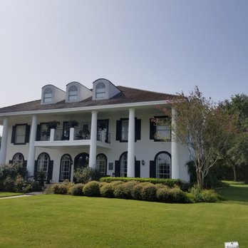 The Plantation House - Bed & Breakfast Near Me - Pflugerville, Texas The Plantation House - Bed & Breakfast Near Me - Pflugerville, Texas