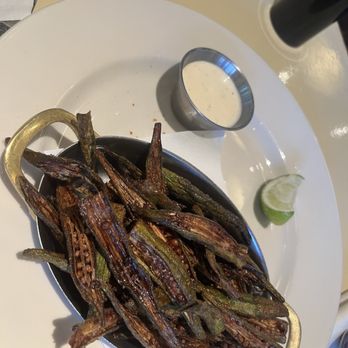 Lucky 32 Southern Kitchen - New American Near Me - Cary, North Carolina