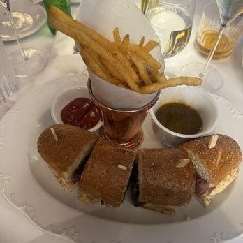 Paris Bar - Delicious French Dip Sandwich - French Near Me - New York, New York Paris Bar - Delicious French Dip Sandwich - French Near Me - New York, New York
