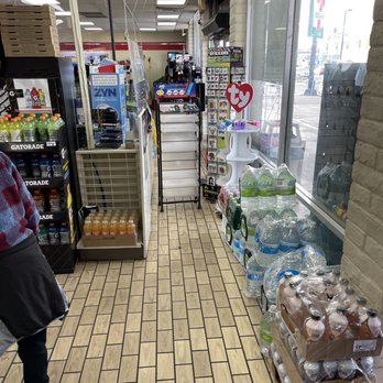 7-Eleven - a woman in a grocery store - Convenience Stores Near Me - San Diego, California 7-Eleven - a woman in a grocery store - Convenience Stores Near Me - San Diego, California
