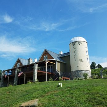 Creek's Edge Winery - Winery - Wineries Near Me - Lovettsville, Virginia