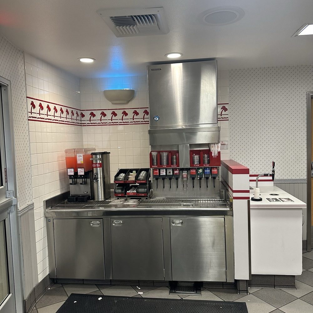 In-N-Out Burger - 12/6/24 - Burgers Near Me - Garden Grove, California In-N-Out Burger - 12/6/24 - Burgers Near Me - Garden Grove, California