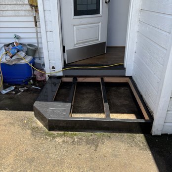 Aloha decking and fencing - Sub framing. - Carpenters Near Me Aloha decking and fencing - Sub framing. - Carpenters Near Me