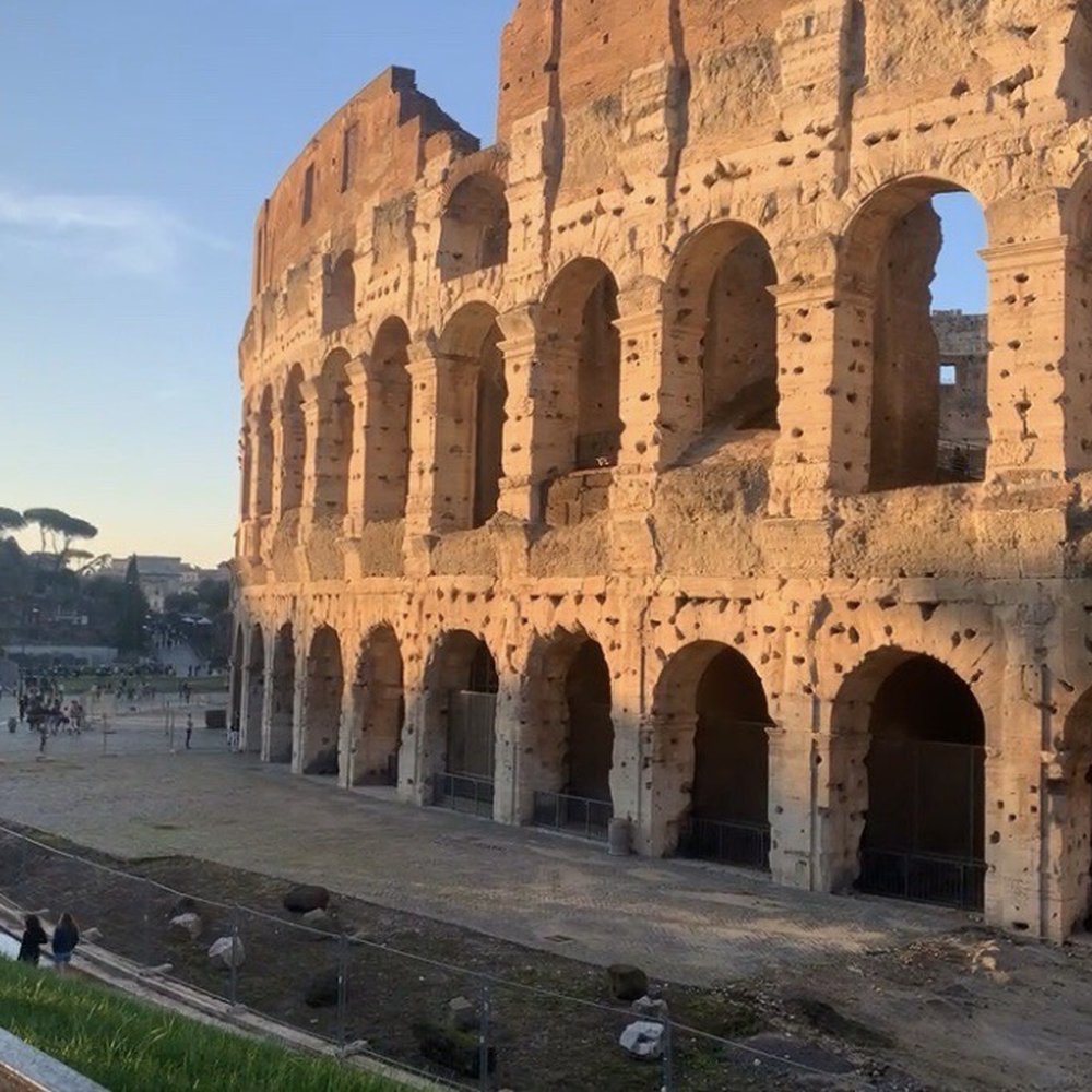 Colosseo - Colosseum - Local Flavor Near Me - Rome, RM