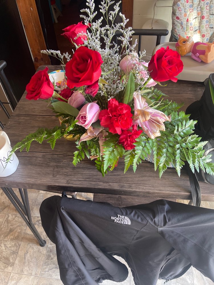 FLOWERS BY PENNY LANE Updated September 2024 17 Photos & 42 Reviews