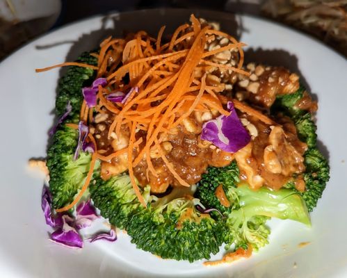 Thailicious ( Thai Food) by null