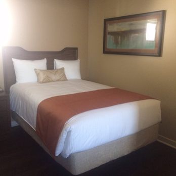 Orange Tree Resort - The beds are fantastic and while I'm choosy about pillows there's are comfortable - Hotels Near Me - Scottsdale, Arizona Orange Tree Resort - The beds are fantastic and while I'm choosy about pillows there's are comfortable - Hotels Near Me - Scottsdale, Arizona