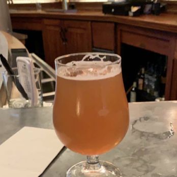 Stockyards Brewing - Raspberry wheat beer - Breweries Near Me - Kansas City, Missouri