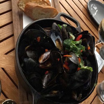 Paddlefish - Mussels appetizer - Seafood Near Me - Orlando, Florida Paddlefish - Mussels appetizer - Seafood Near Me - Orlando, Florida