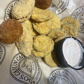 Razzoo's Cajun Cafe - Canal Street Combo** - Cajun/Creole Near Me - Harker Heights, Texas