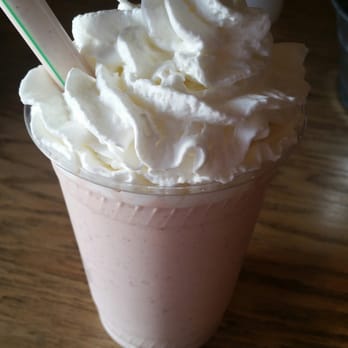 LA Burger - Strawberry short shake! - Burgers Near Me - Richardson, Texas