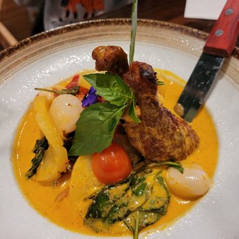 Bangkok Degree - Pineapple lychee duck curry - Thai Near Me - Brooklyn, New York Bangkok Degree - Pineapple lychee duck curry - Thai Near Me - Brooklyn, New York