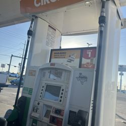 Gas oump