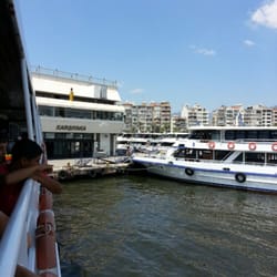 Karşıyaka Vapur İskelesi