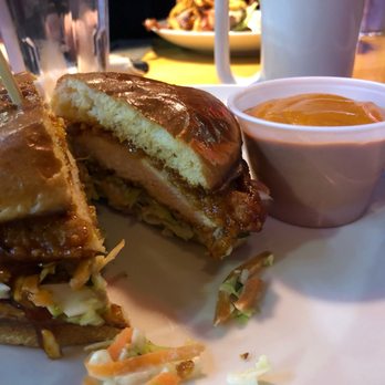 Applebee's Grill + Bar - sweet spicy chicken sandwich - American Near Me - Bothell, Washington Applebee's Grill + Bar - sweet spicy chicken sandwich - American Near Me - Bothell, Washington