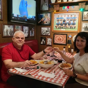 Buca di Beppo Italian Restaurant - Cozy - Italian Near Me - Albuquerque, New Mexico