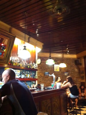 Bar Esterri by null