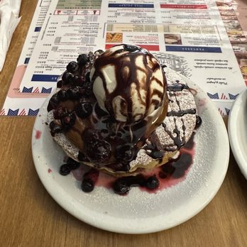 Jay's - Breakfast & Brunch Near Me - Recoleta, C