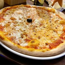 Trattoria Mio - Pizza Margherita