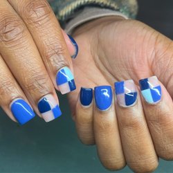 Polished Beauty Parlor - Color block Blues