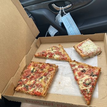 Bella Roma Pizza - Wonderful Pizza by the slice? Yes, please! - Pizza Near Me - Lutz, Florida
