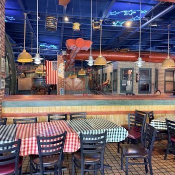 Portillo's & Barnelli's Chicago - Dining bar area - Hot Dogs Near Me - Chicago, Illinois Portillo's & Barnelli's Chicago - Dining bar area - Hot Dogs Near Me - Chicago, Illinois
