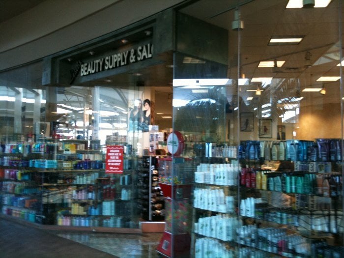 LISA’S BEAUTY SUPPLY & SALON Updated June 2024 275 W Kaahumanu Ave