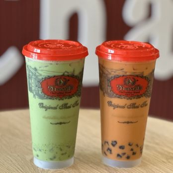 ChaTraMue Original Thai Tea - Left: Thai green milk tea. Right: original Thai tea - Bubble Tea Near Me - Rosemead, California