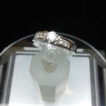Joyeria Discoteca Melissa - Anillo en oro blanco 14k - Jewelry Near Me - Daly City, California Joyeria Discoteca Melissa - Anillo en oro blanco 14k - Jewelry Near Me - Daly City, California