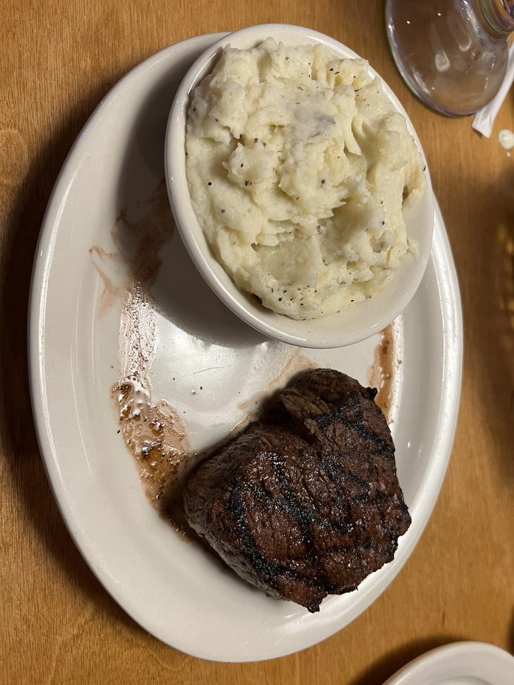 Food from Texas Roadhouse