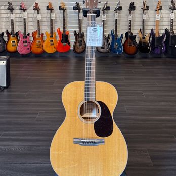 Vera Guitars - Guitar Stores Near Me - Charlotte, North Carolina Vera Guitars - Guitar Stores Near Me - Charlotte, North Carolina