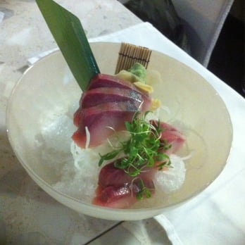 Amici Sushi - Hamachi Sashimi - Sushi Bars Near Me - Lathrop, California