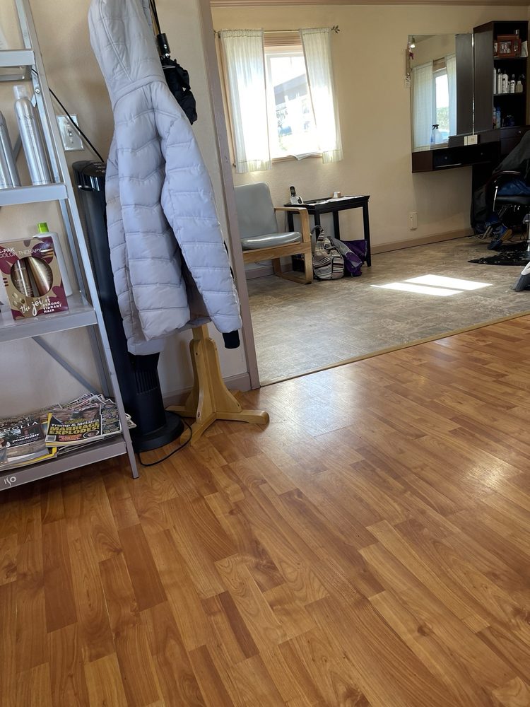 SHEARS HAIR SALON Updated August 2024 13 Reviews 320 NW Main St