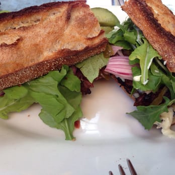 Gjelina - Grilled hanger steak sandwich - New American Near Me - Venice, California