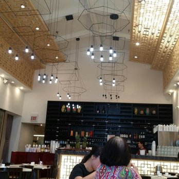 Minghin Cuisine - Interior back dining room - Dim Sum Near Me - Naperville, Illinois
