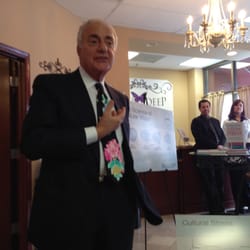 Skin Deep Day Spa - DR. Howard Murad at Skin Deep doing a talk and a book signing.