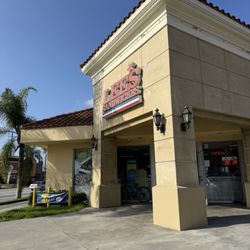 Lee's Sandwiches