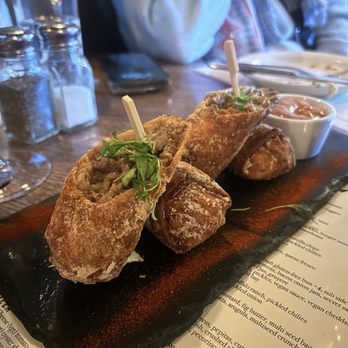 The Elgin - Cocktail Bars Near Me - New York, New York