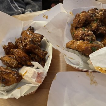Candyman Pizza - Cattleman's and fiery garlic parm. Highly recommend both, cooked perfect as ordered. - Pizza Near Me - Tonawanda, New York Candyman Pizza - Cattleman's and fiery garlic parm. Highly recommend both, cooked perfect as ordered. - Pizza Near Me - Tonawanda, New York