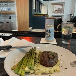 6iz Sirloin, potatoes and asparagus. 2024-May-14