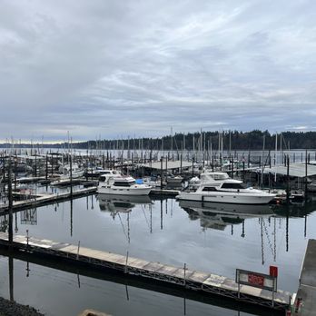 Tugboat Annies - a view of a marina - American Near Me - Olympia, Washington Tugboat Annies - a view of a marina - American Near Me - Olympia, Washington