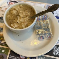 Curley's Diner - Chicken noodle 12 oz Chicken Soup