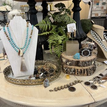 Monica’s Chic Boutique - Women's Clothing Near Me - Fort Thomas, Kentucky Monica’s Chic Boutique - Women's Clothing Near Me - Fort Thomas, Kentucky