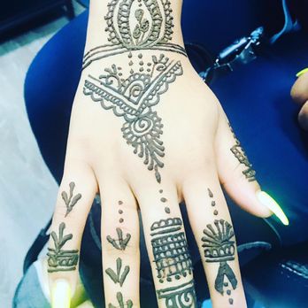 Rozi Eyebrows Threading and Henna - Henna tattoo - Eyelash Service Near Me - Kettering, Maryland Rozi Eyebrows Threading and Henna - Henna tattoo - Eyelash Service Near Me - Kettering, Maryland