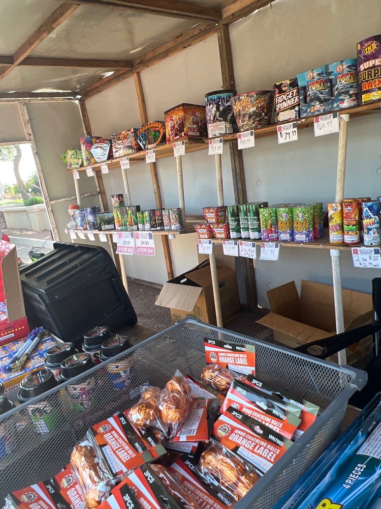 I KNOW A GUY FIREWORKS 135 Ocotillo Rd, Chandler, Arizona Fireworks